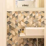 Interno12 4*