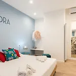 Interno12 4* Фоллоника