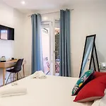 Interno12 4*