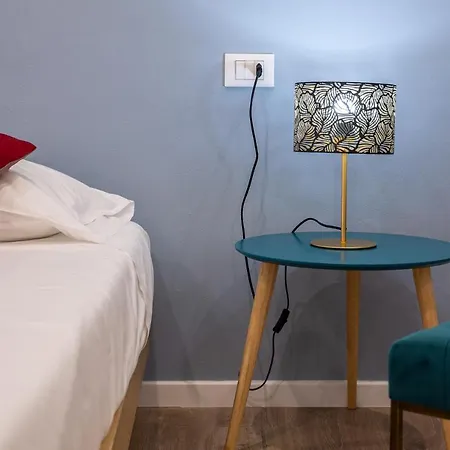 Interno12 4* Фоллоника